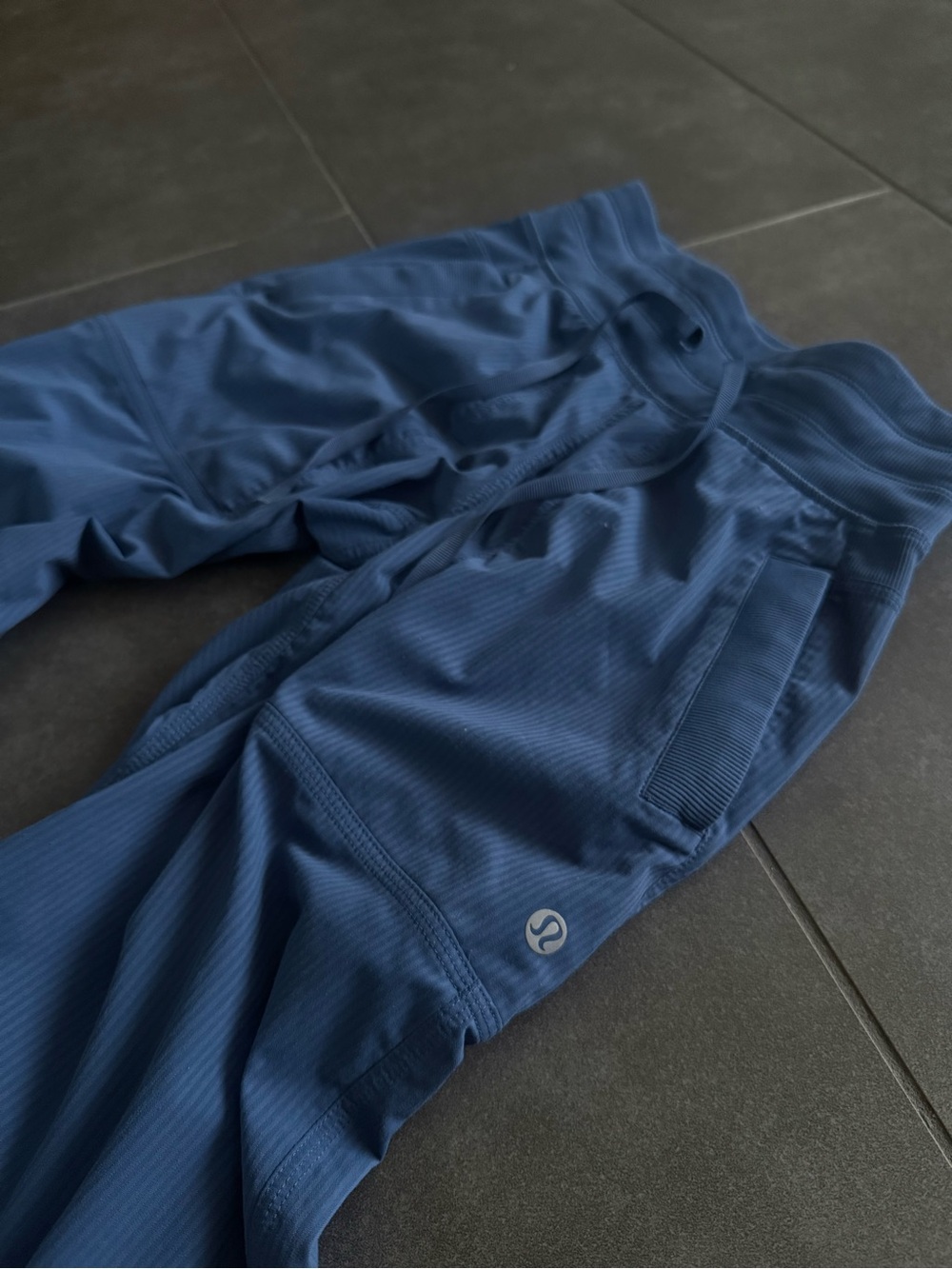 Lululemon Mid Rise Studio Pants